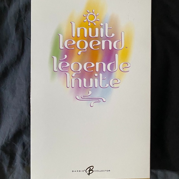 Mattel - Inuit Legend Barbie, New In Box, Limited Edition and Super Rare - Picture 2 of 2